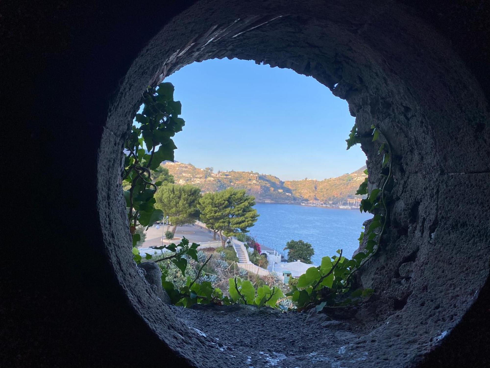 Lipari Centro Storico Flat 7 Mins From Port Apartment Exterior photo